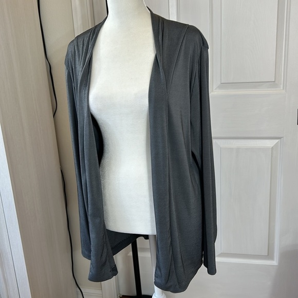 Chico's Easy Wear 2 Pc Travel Type Long Open Front Jacket Sz3 and Pants Sz2 Shor - Picture 9 of 16